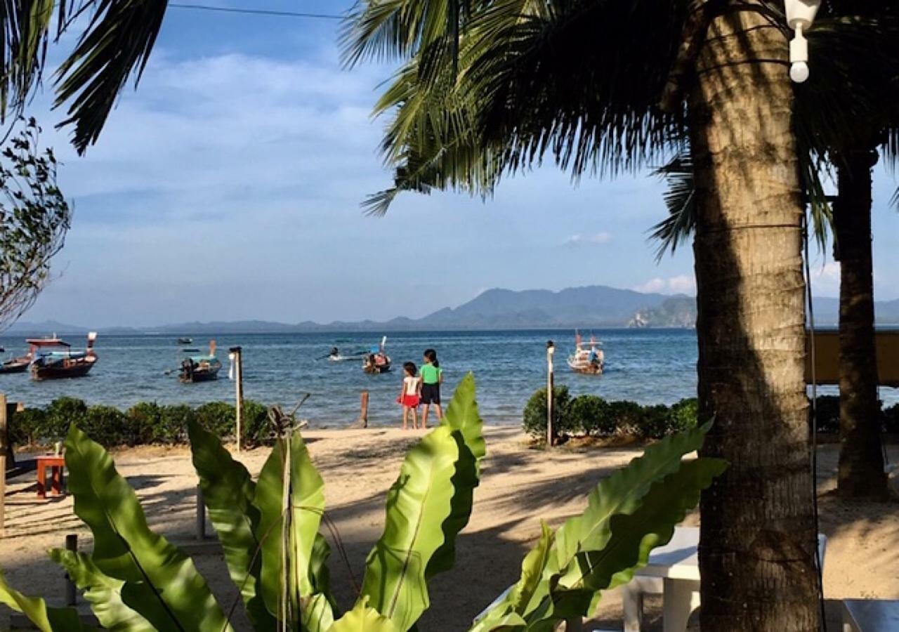 Mook Montra Resort Sea Front Ko Mook Eksteriør bilde
